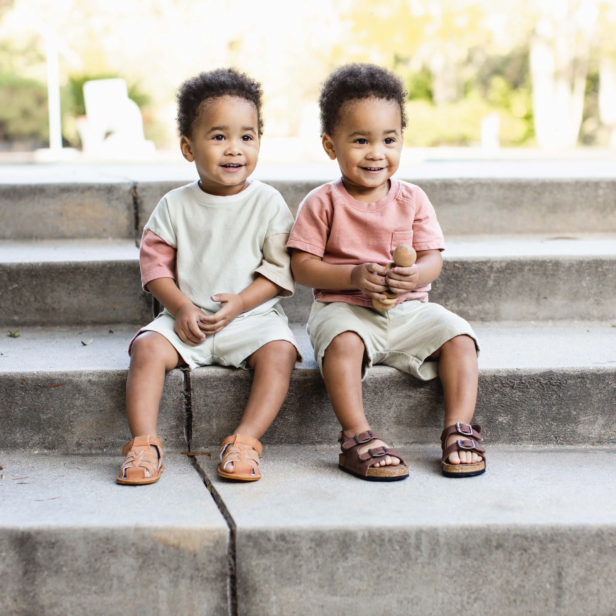 Color Blocked Boy Tee & Shorts Set - Image 7
