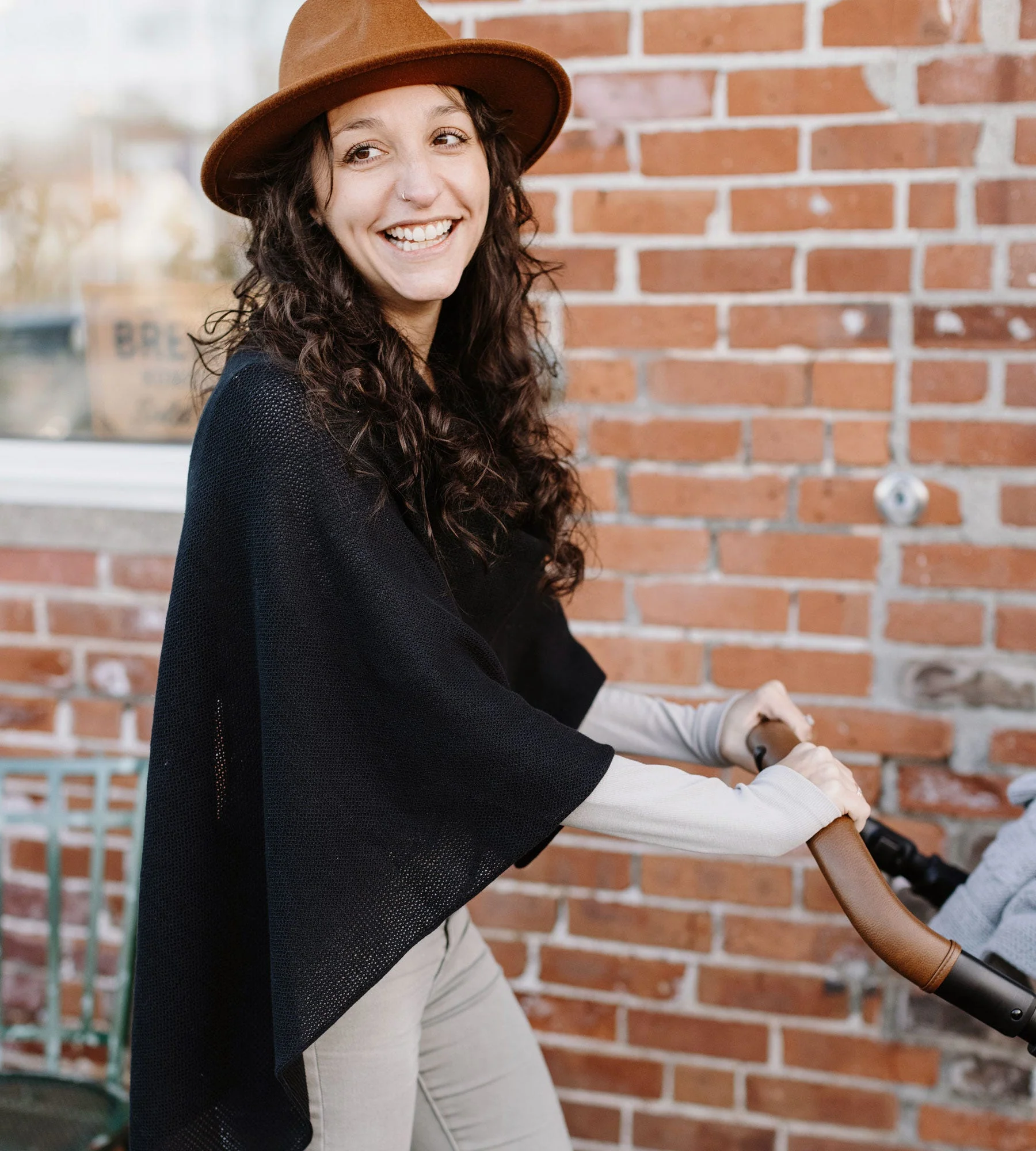 Cozy Canopy™ Nursing Cover - Black - Image 3