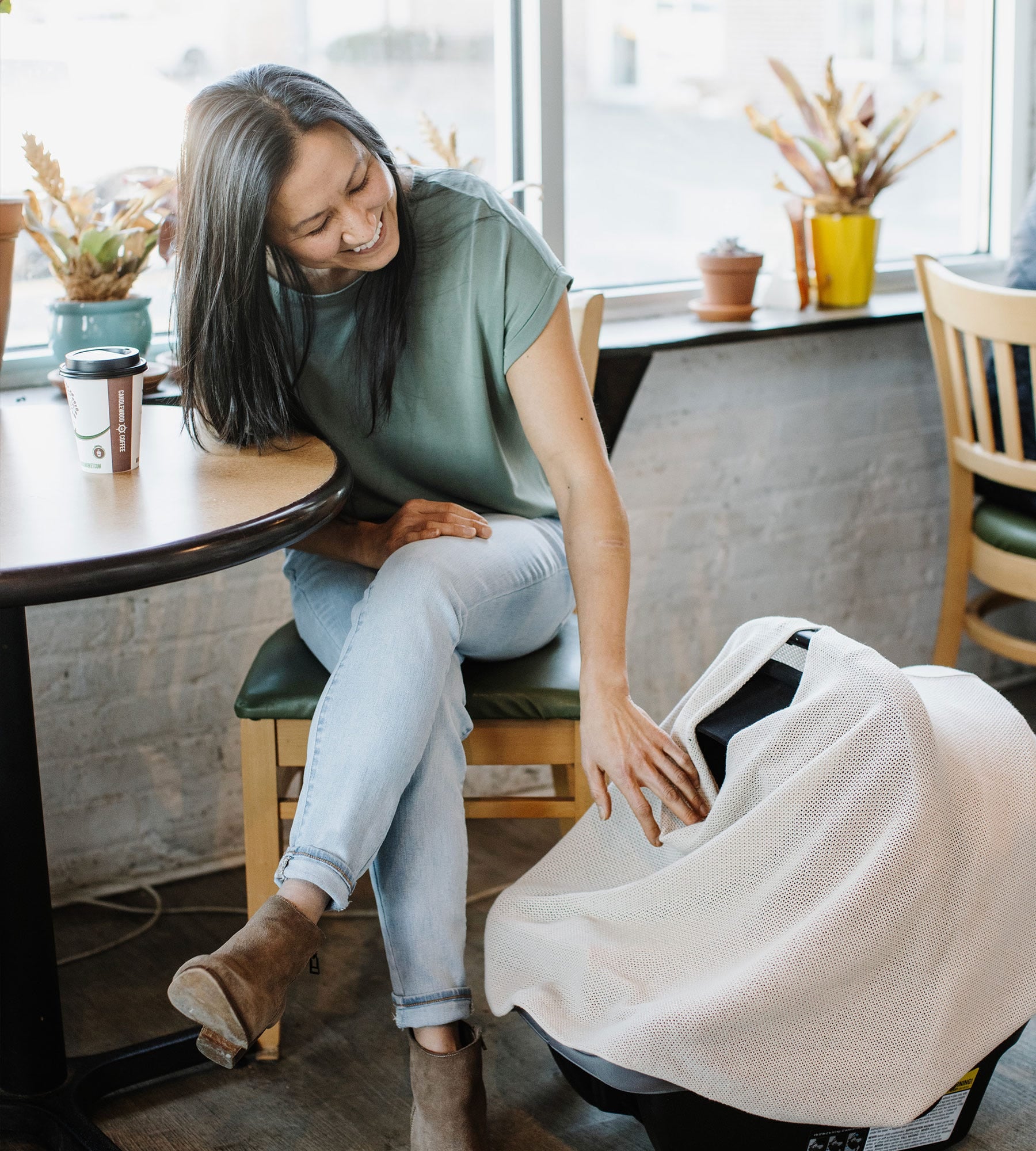 Cozy Canopy™ Nursing Cover - Natural - Image 4