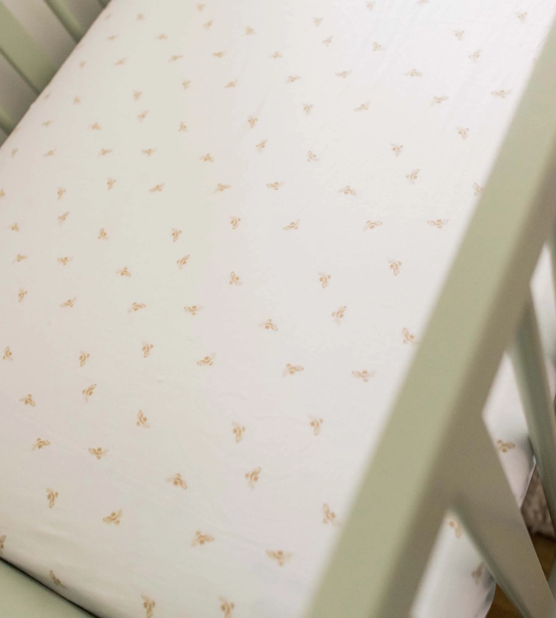 Golden Bee Organic Cotton BEESNUG® Fitted Crib Sheet - Hummus - Image 3