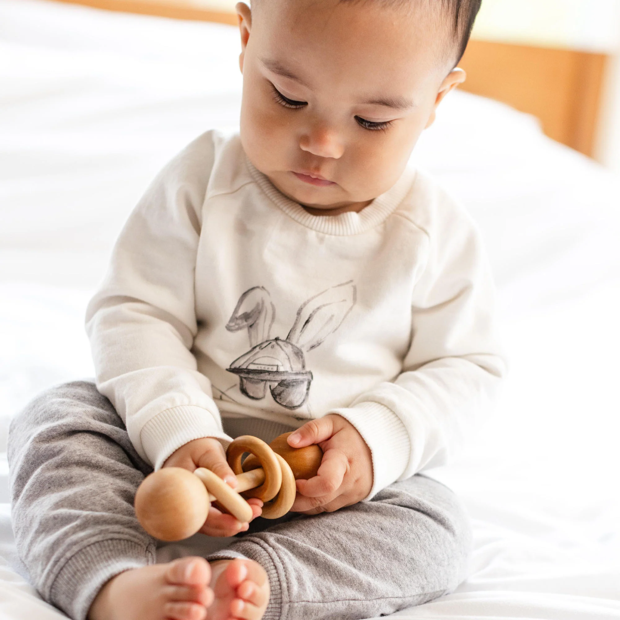 Hip Hop Bunny Sweatshirt & Pants Set - Image 5