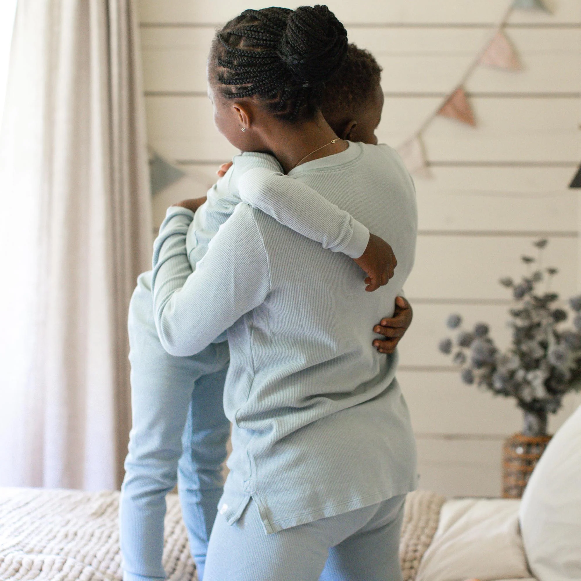 Honeysoft™ Mommy & Me Matching Thermal Lyocell Pajamas - Mountain Blue - Image 6