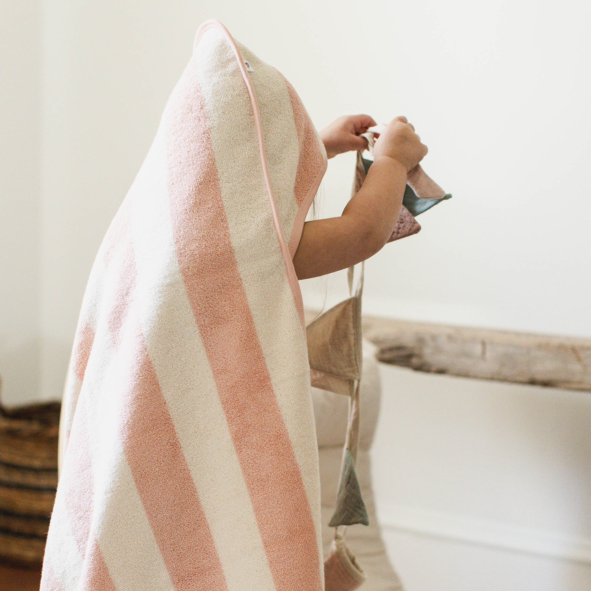 Organic Cotton Rugby Stripe Woven Terry Towel & Washcloth Set - Pink Sand - Image 4